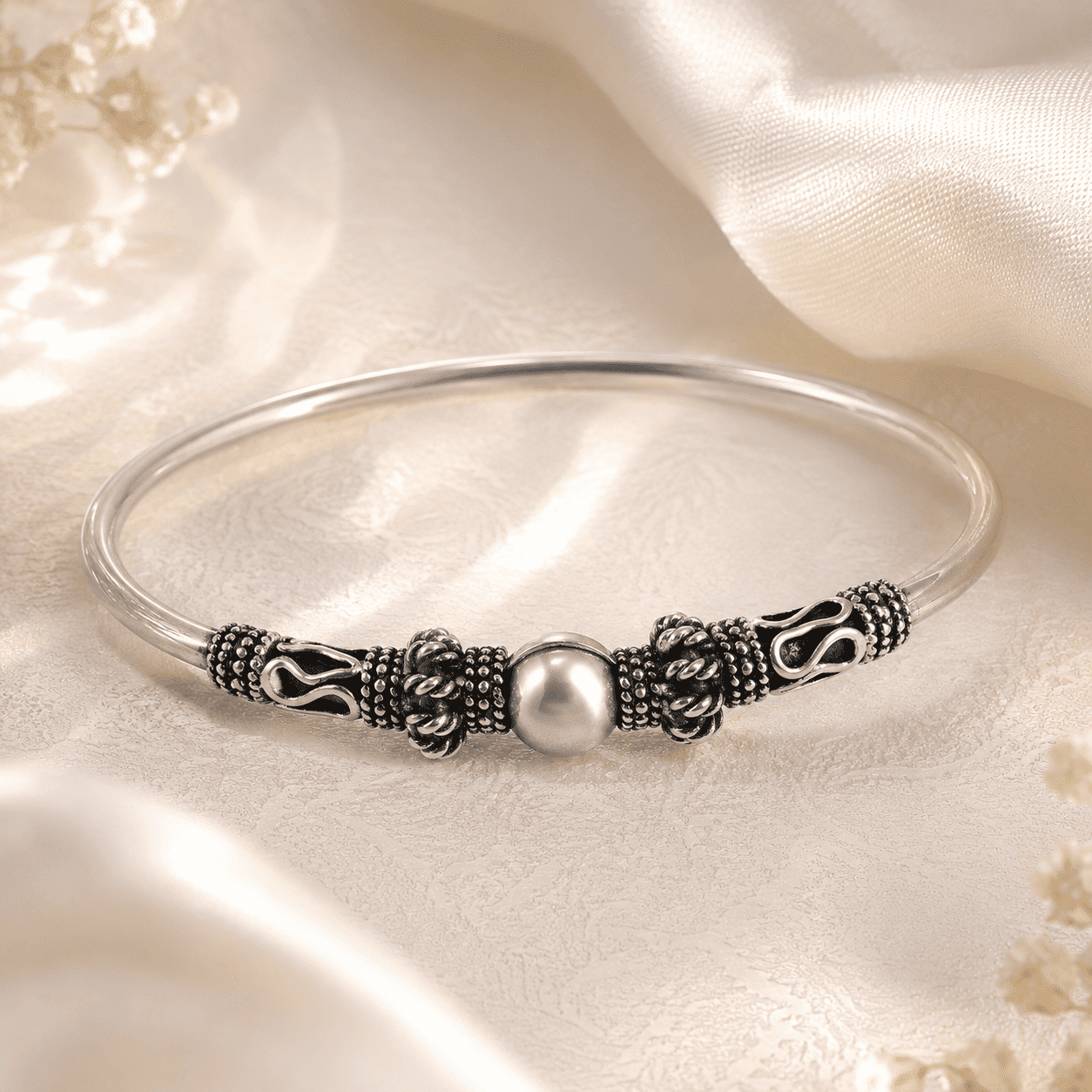 Ladies Kada
